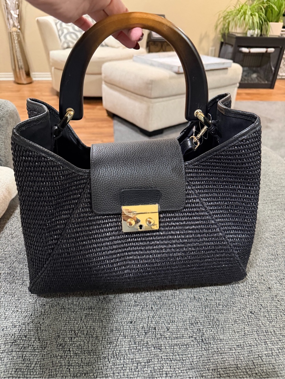 Claudia Firenze Black Woven Bag with Tortoiseshell Handle & Gold Lock NWT